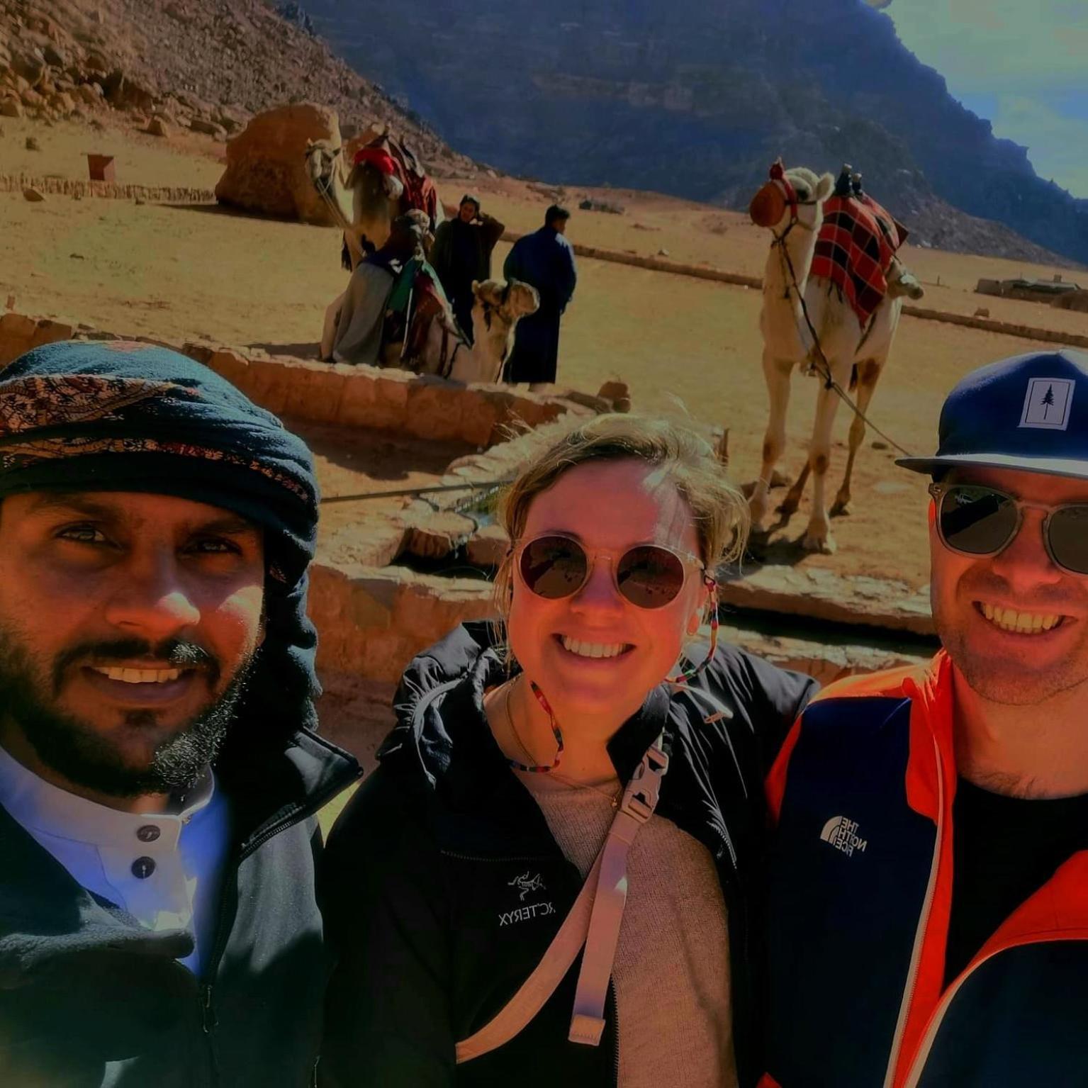 Bedouin Bunch Camp Hotel Wadi Rum Ngoại thất bức ảnh