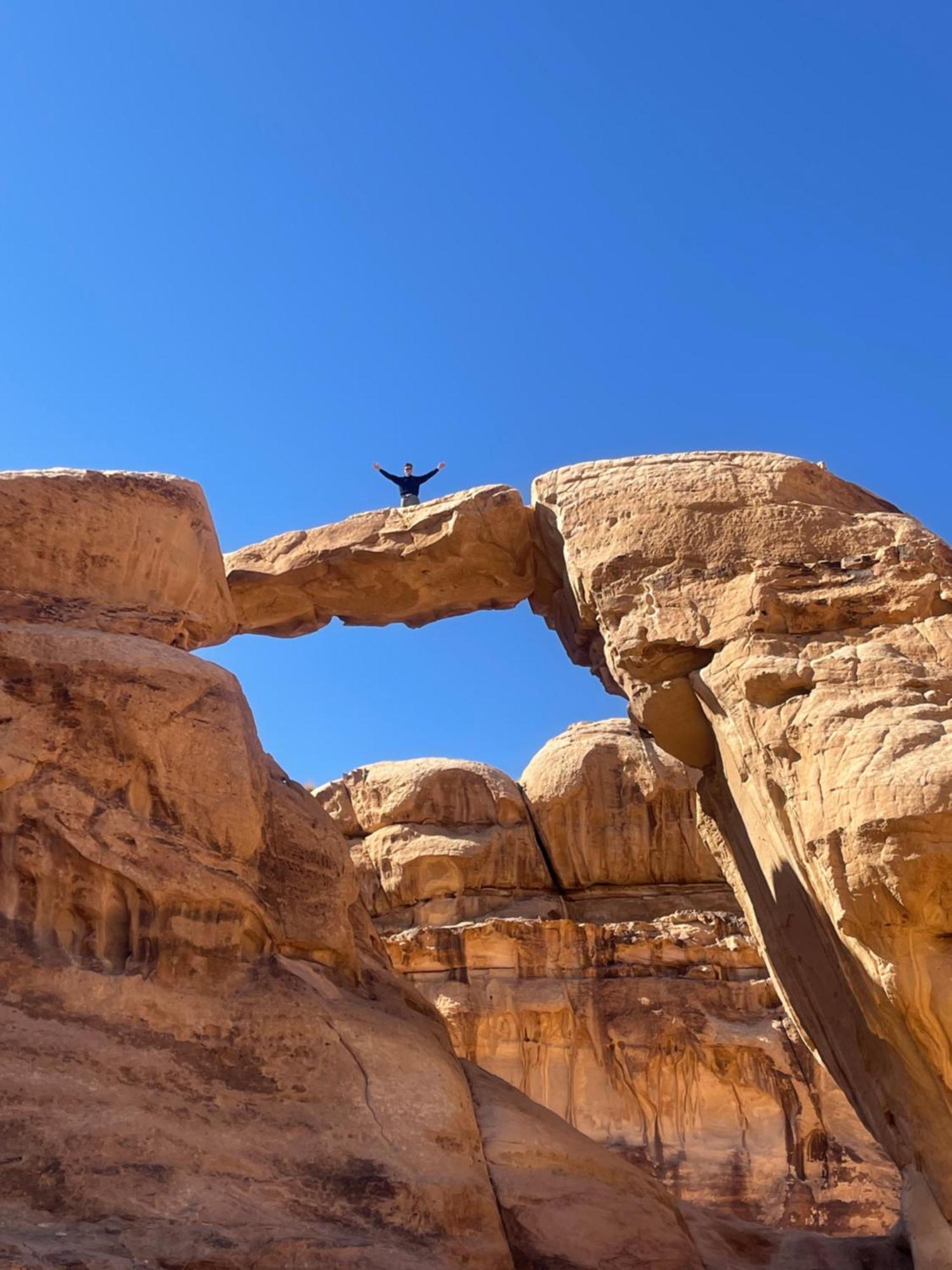 Bedouin Bunch Camp Hotel Wadi Rum Ngoại thất bức ảnh