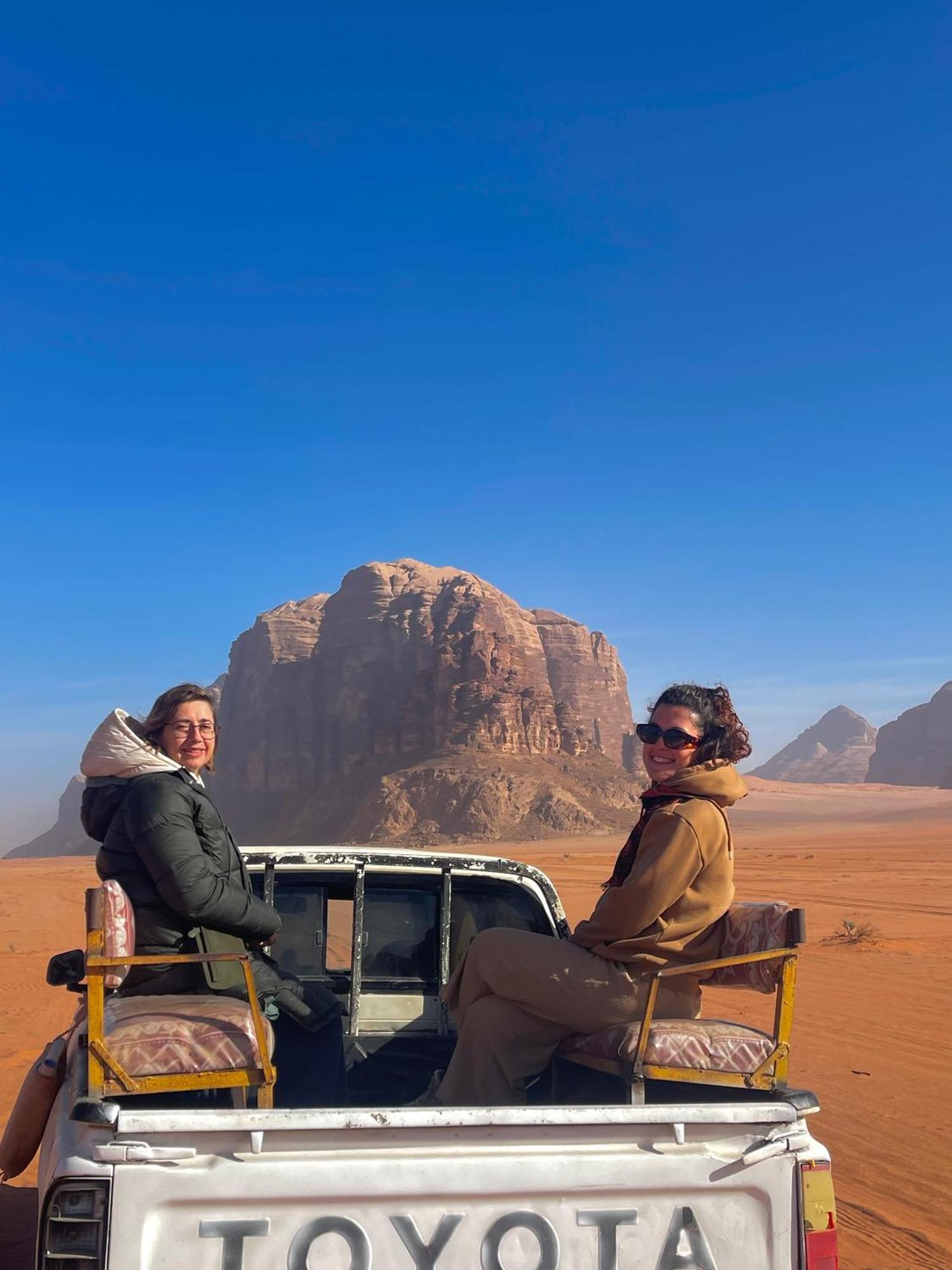 Bedouin Bunch Camp Hotel Wadi Rum Ngoại thất bức ảnh